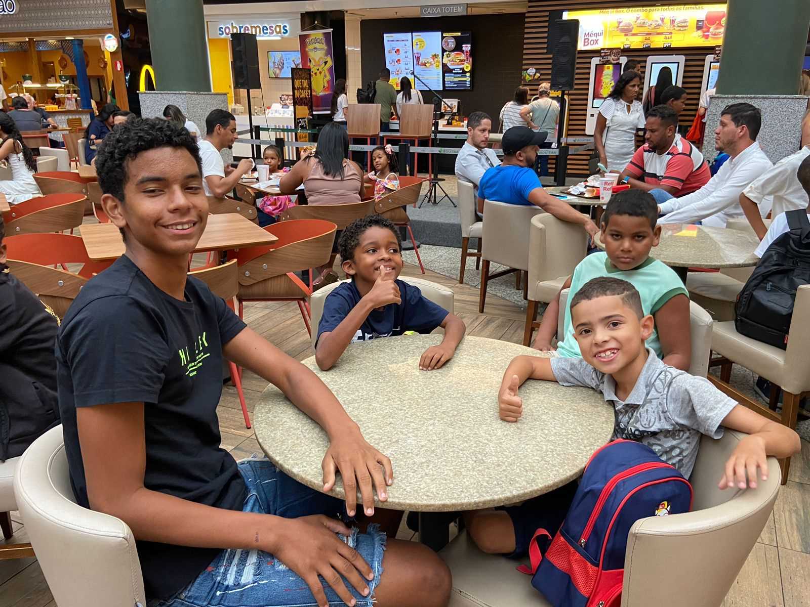 Camacã: Projeto Aluno nota 10 premia estudantes com cinema e muita emoção